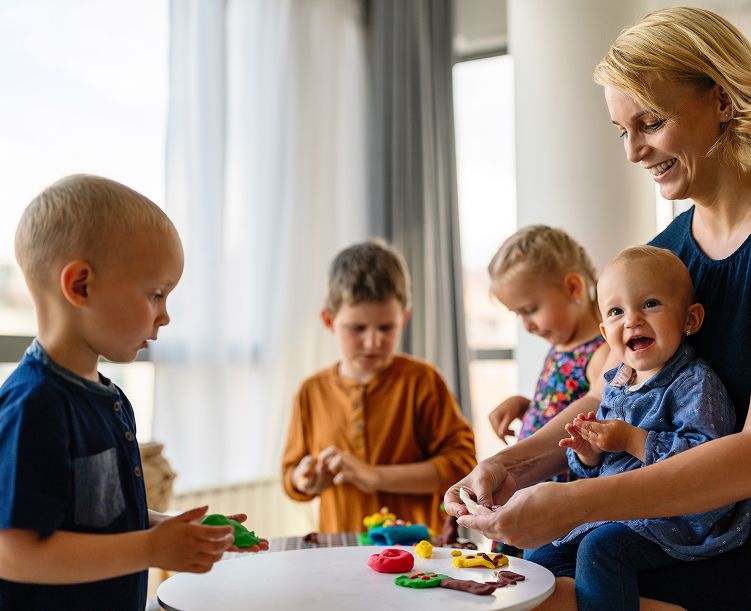 Garde enfant service personne nancy 2
